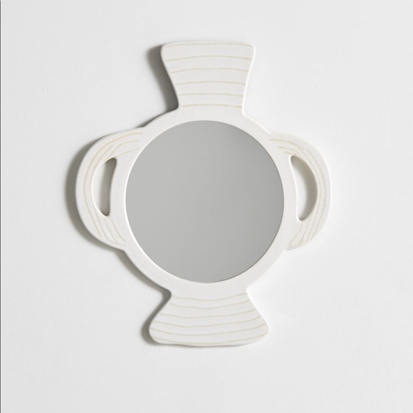 Vase-Shaped Wall Mirror - Picture 1 of 3